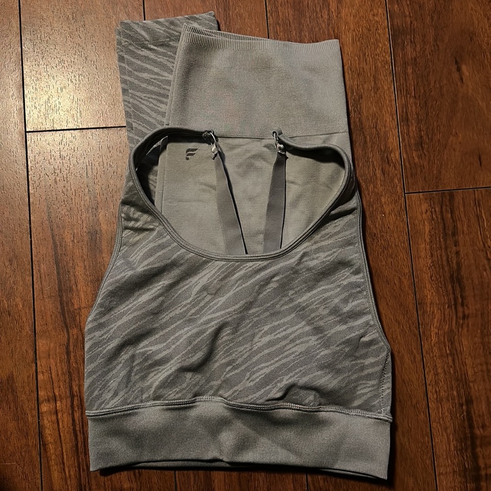 Fabletics-High waisted seamless Workout Set.